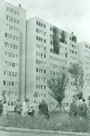 A tűz nyomai az épületen